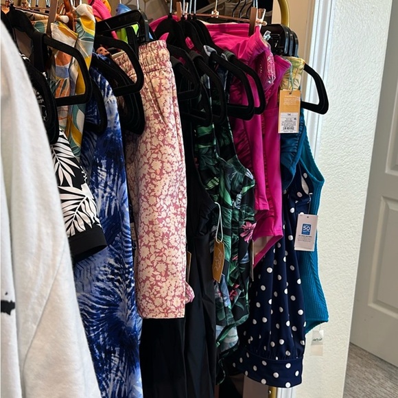 Random Pull Target Swim Bookmark For Upcoming Shows! - Picture 1 of 1